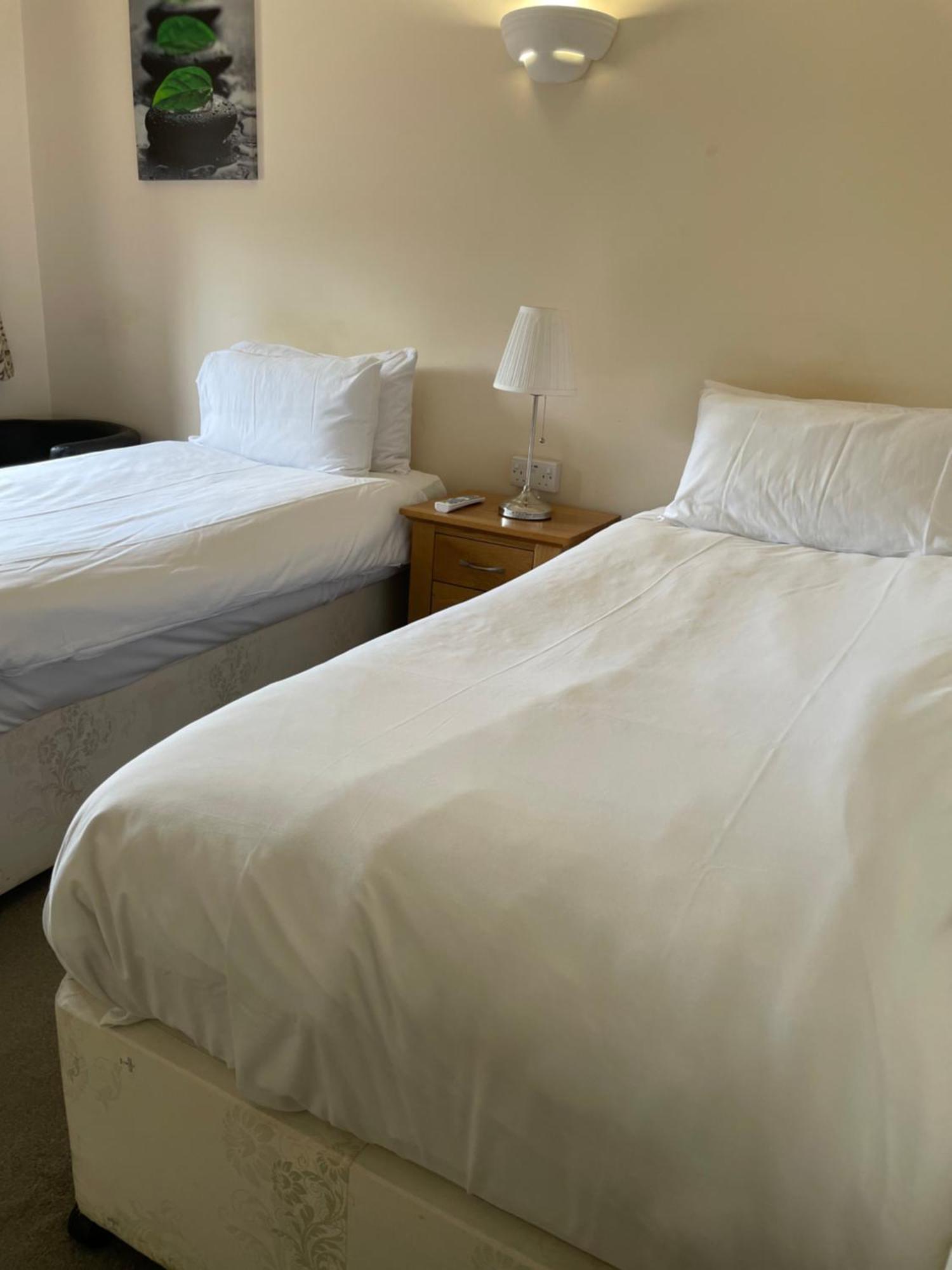Bridge Farm Guesthouse Rooms Dundry Exterior photo
